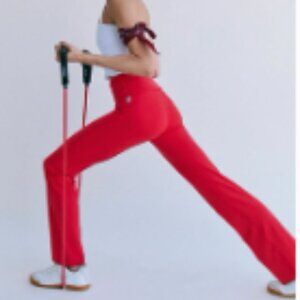 NWT Free People Movement Never Better Fold-over Pants Medium Red Winterberry NEW